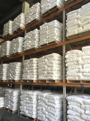 Low Curing 93/7 TGIC Polyester Resin For Durable Thermosetting Powder Coatings